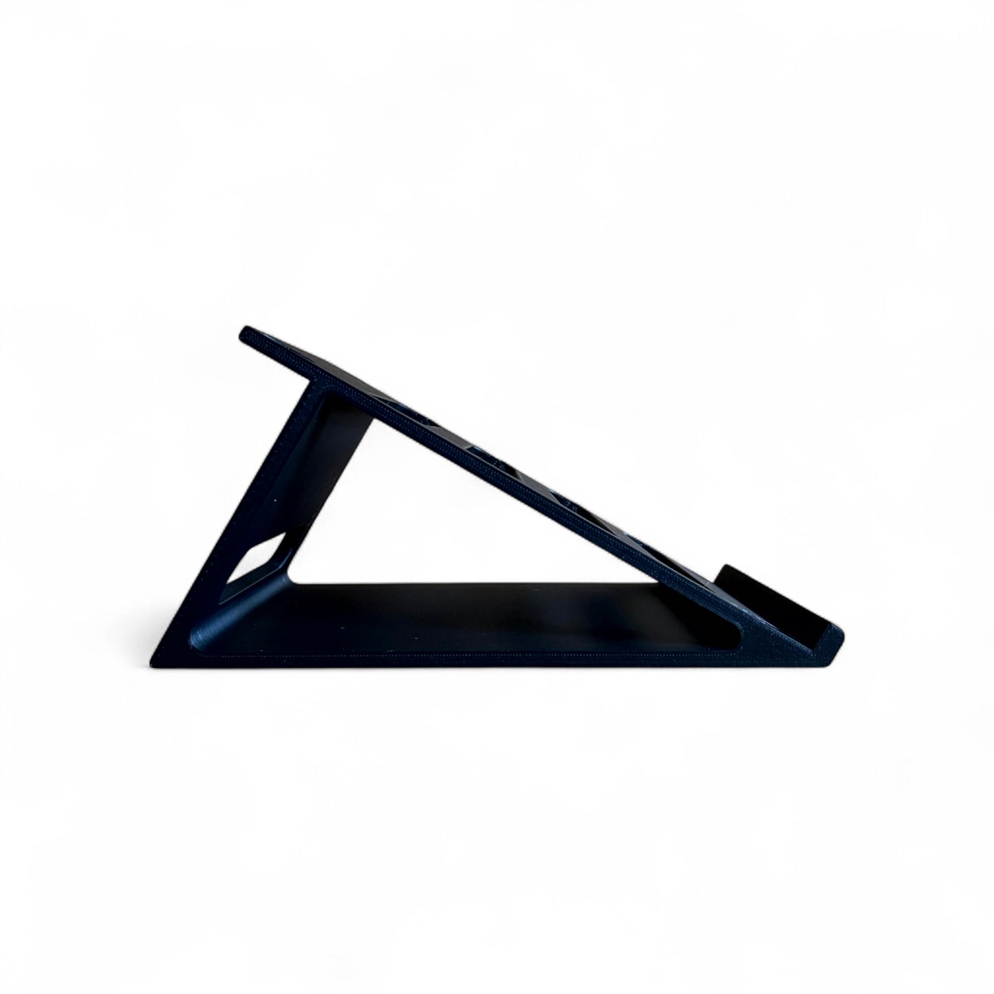 Behringer BM-11M, BM-12, BM-13, BM-15M Pedal 30 Degree Stand | 3D Printed Desktop Stand | Cold Earth Industries