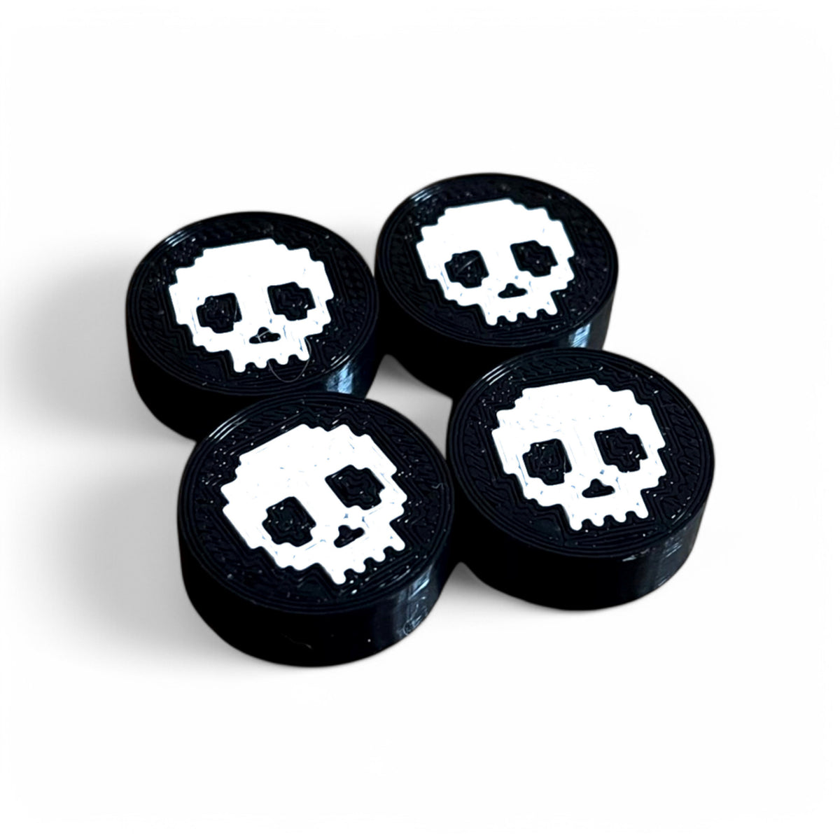 Guitar Pedal Footswitch Topper Skull Thin, 3D printed by Cold Earth Industries (photo 1)