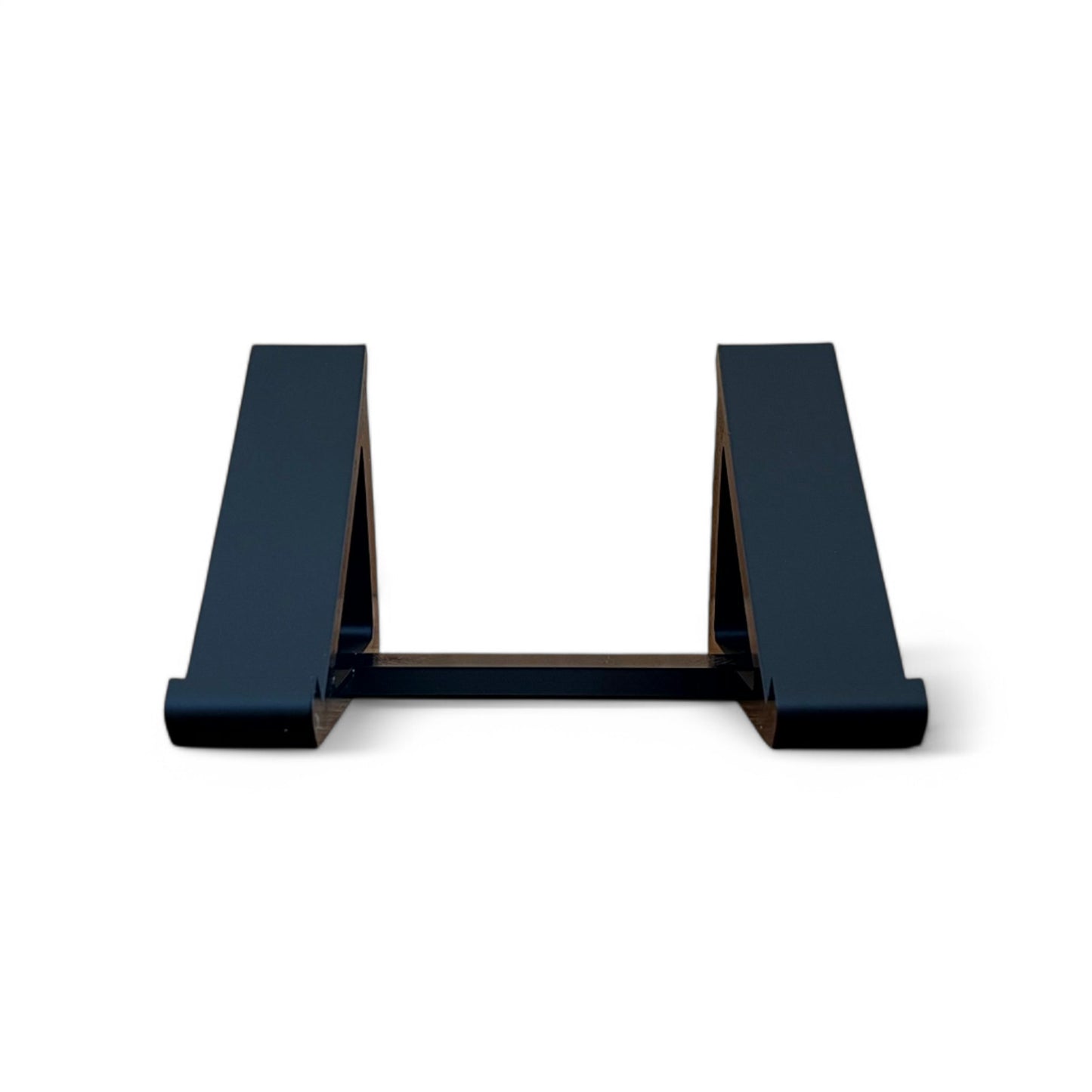 3D printed Cold Earth Industries Small Synth stand by Cold Earth Industries, 45 degree angle front view, shown in black on a white background – custom desktop stands.