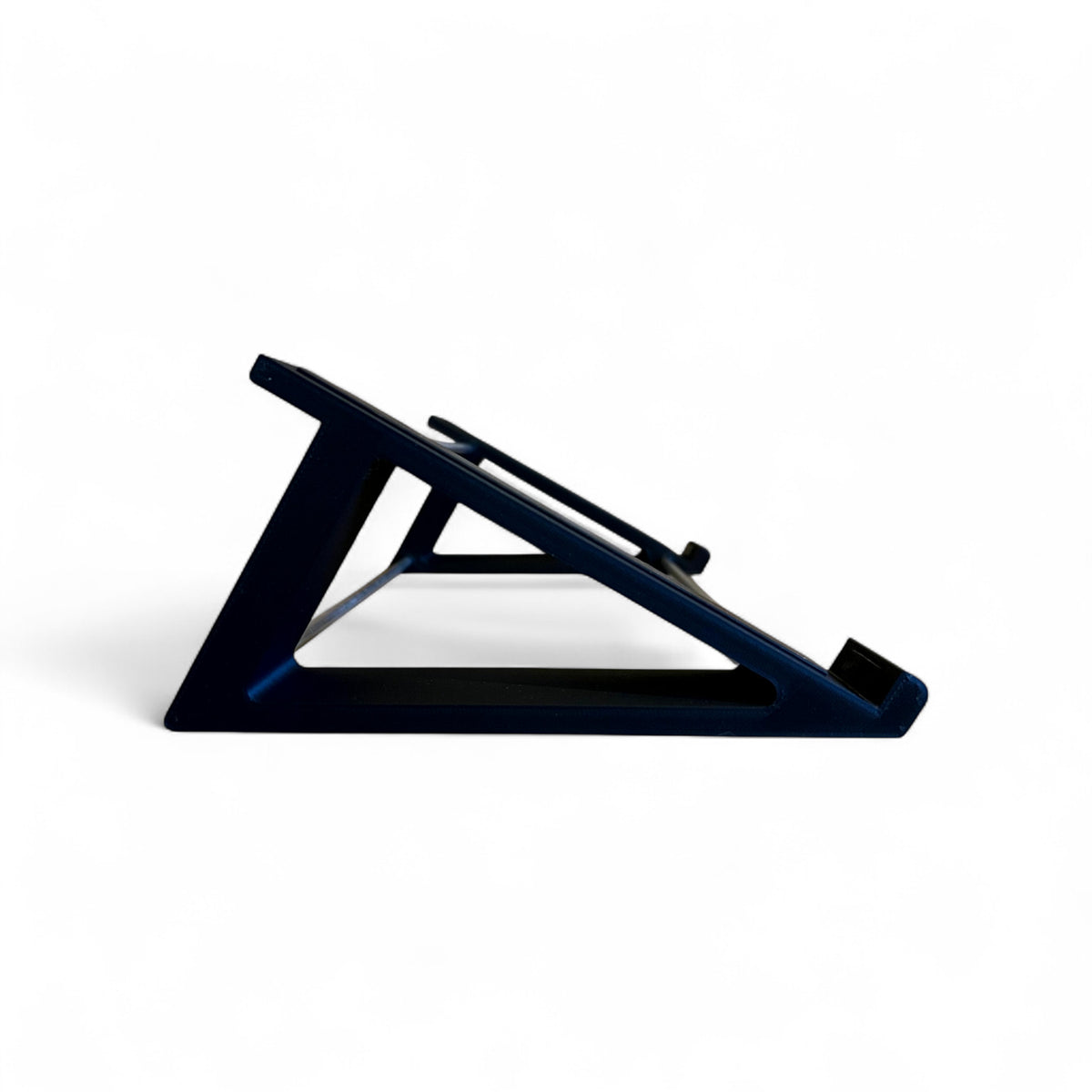 Presonus Atom SQ Desktop Stand, 3D printed by Cold Earth Industries (side view)