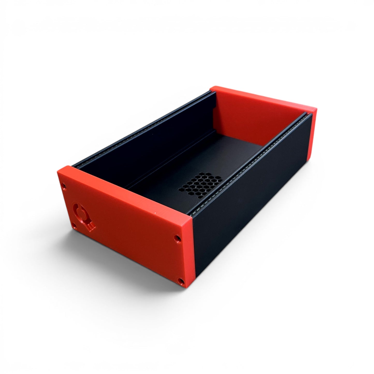 42HP 3U Eurorack Modular Synth Skiff Case show in Black with Red Side Panels – Compact & Versatile Desktop Enclosure