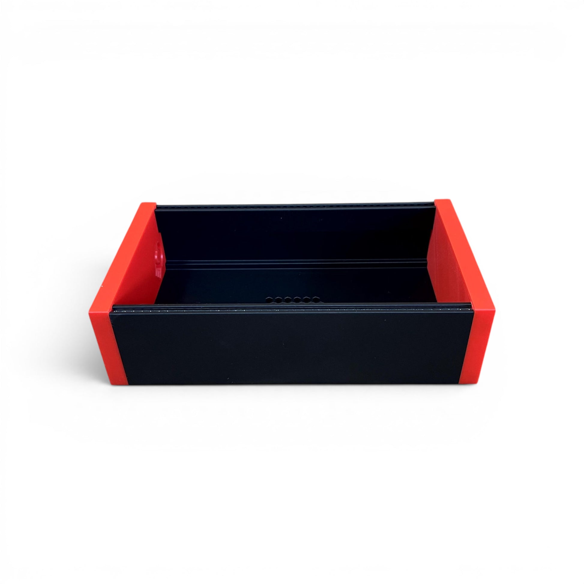 42HP 3U Eurorack Modular Synth Skiff Case show front view, in Black, with Red Side Panels – Compact & Versatile Desktop Enclosure