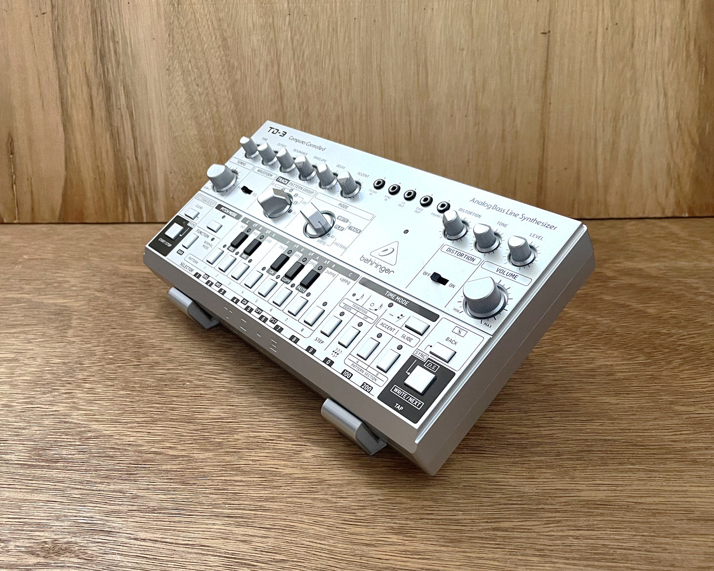 Behringer TD-3 TD3 RD-6 RD6 Stand – Cold Earth Industries