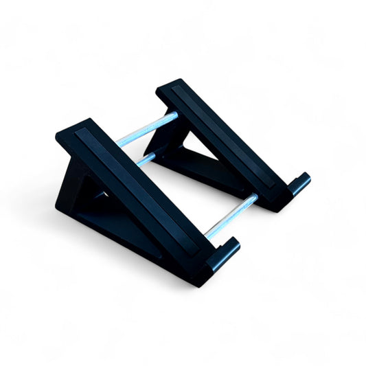 Boss DD-500, MD-500, VE-500, RC-500 and RV-500 Series Guitar Pedal  Stand | 3D Printed Guitar Pedal Stand | Cold Earth Industries - 30 Degree 3D printed stand in Black on a white background