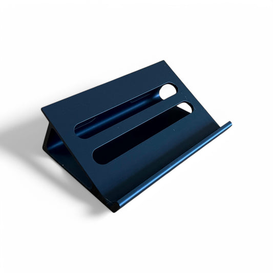 Cold Earth Industries Guitar Pedal Stand LITE 30 Degree 200mm Width | 3D Printed Guitar Pedal Stand | Cold Earth Industries - 30 Degree 3D printed stand in Black by Cold Earth Industries
