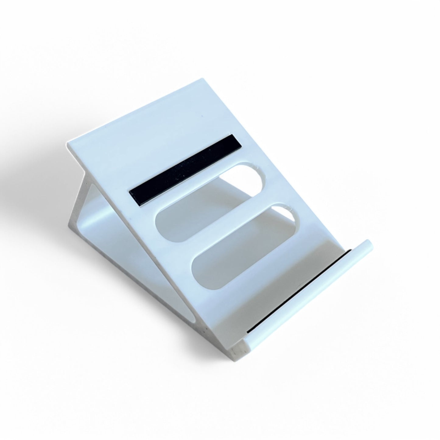 Cold Earth Industries Guitar Pedal Stand LITE 30 Degree 95mm - 175mm Widths | 3D Printed Guitar Pedal Stand | Cold Earth Industries - 3D printed stand in Whiteby Cold Earth Industries