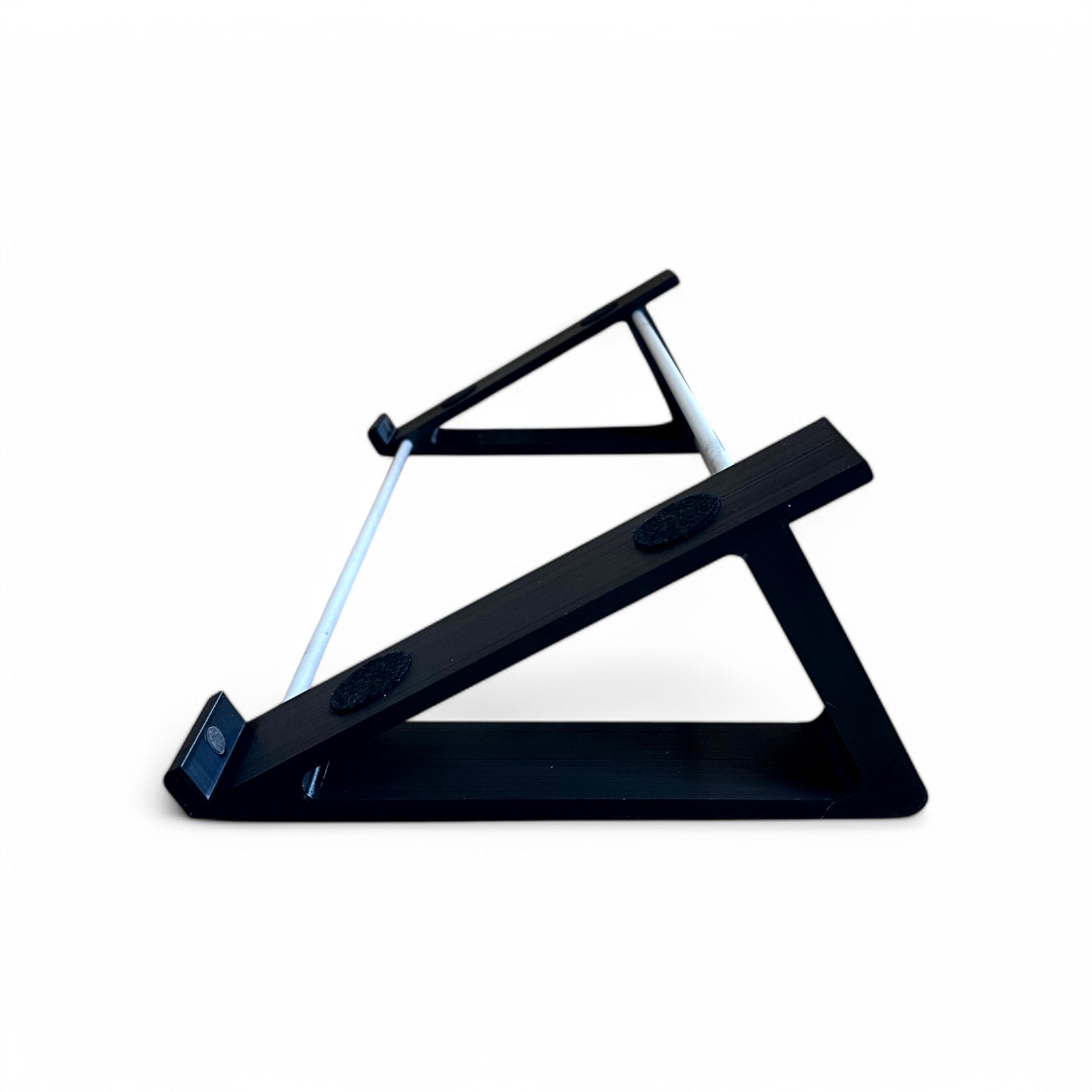 Arturia Microfreak Synthesizer Stand | 3D Printed Synthesizer Stand | Cold Earth Industries - 30 degree 3D printed stand - Side view - by Cold Earth Industries