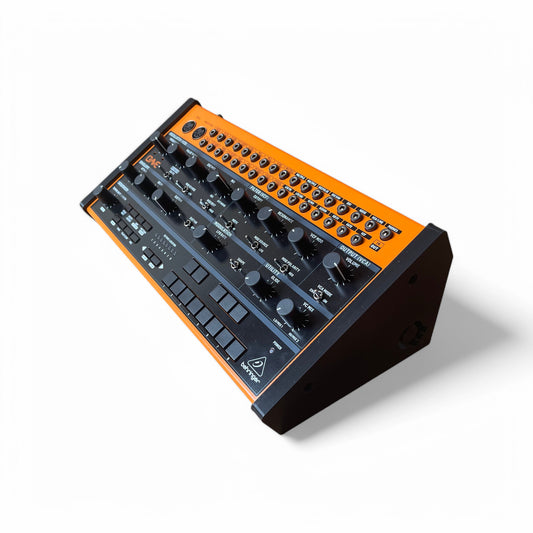 Behringer Crave / Edge / Spice / GRIND Synthesizer Stand | 3D Printed Synthesizer Stand | Cold Earth Industries - 3D printed stand in Black by Cold Earth Industries
