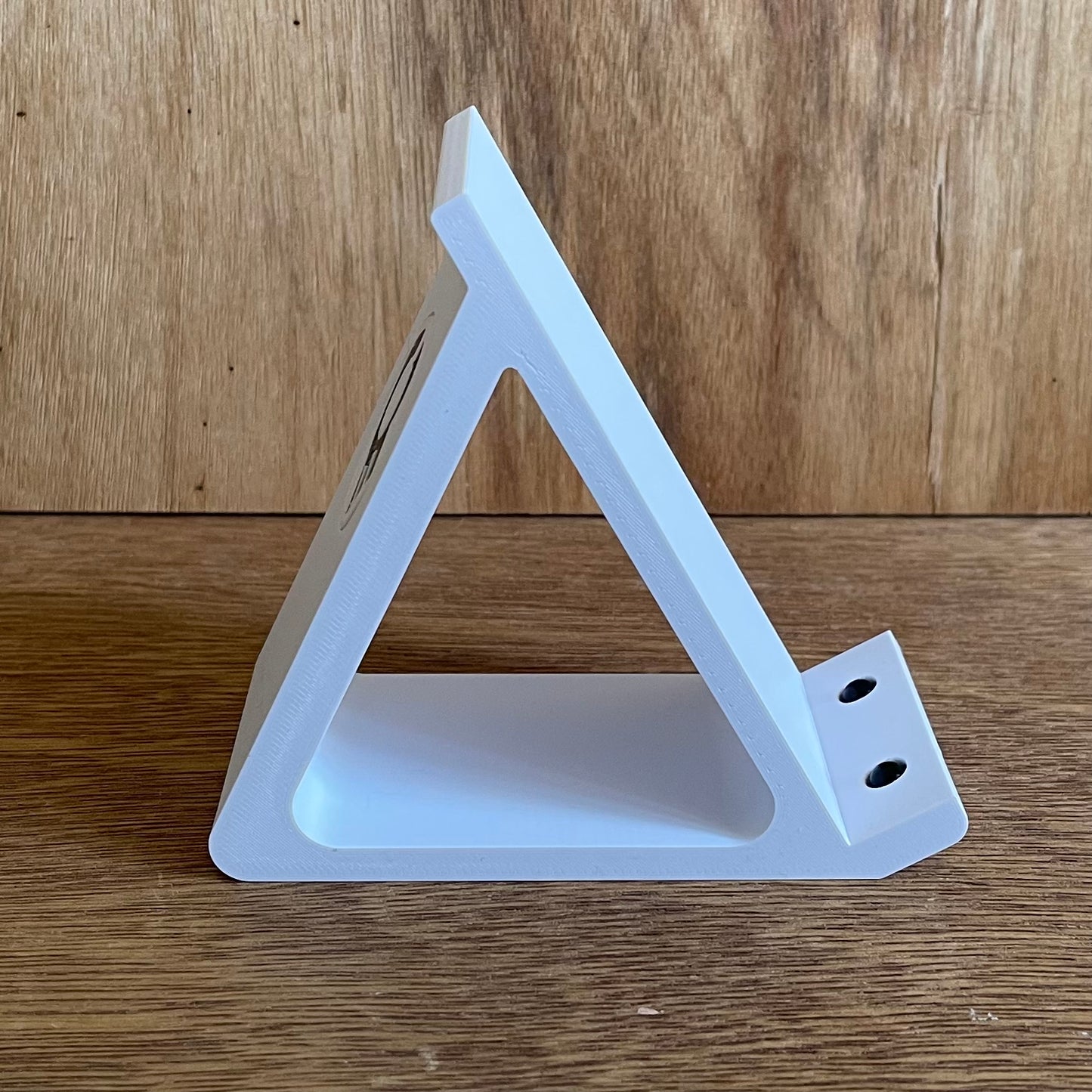 B STOCK-  Guitar Pedal Desktop Stand 60 Degrees Angle 65mm - White