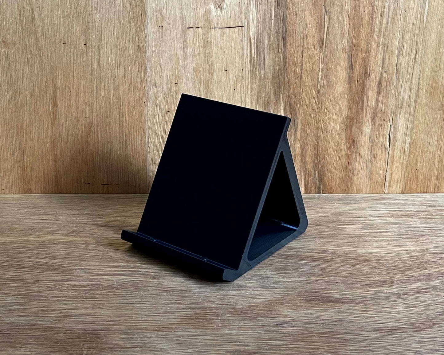 Guitar Pedal Desktop Stand 60 Degrees Angle