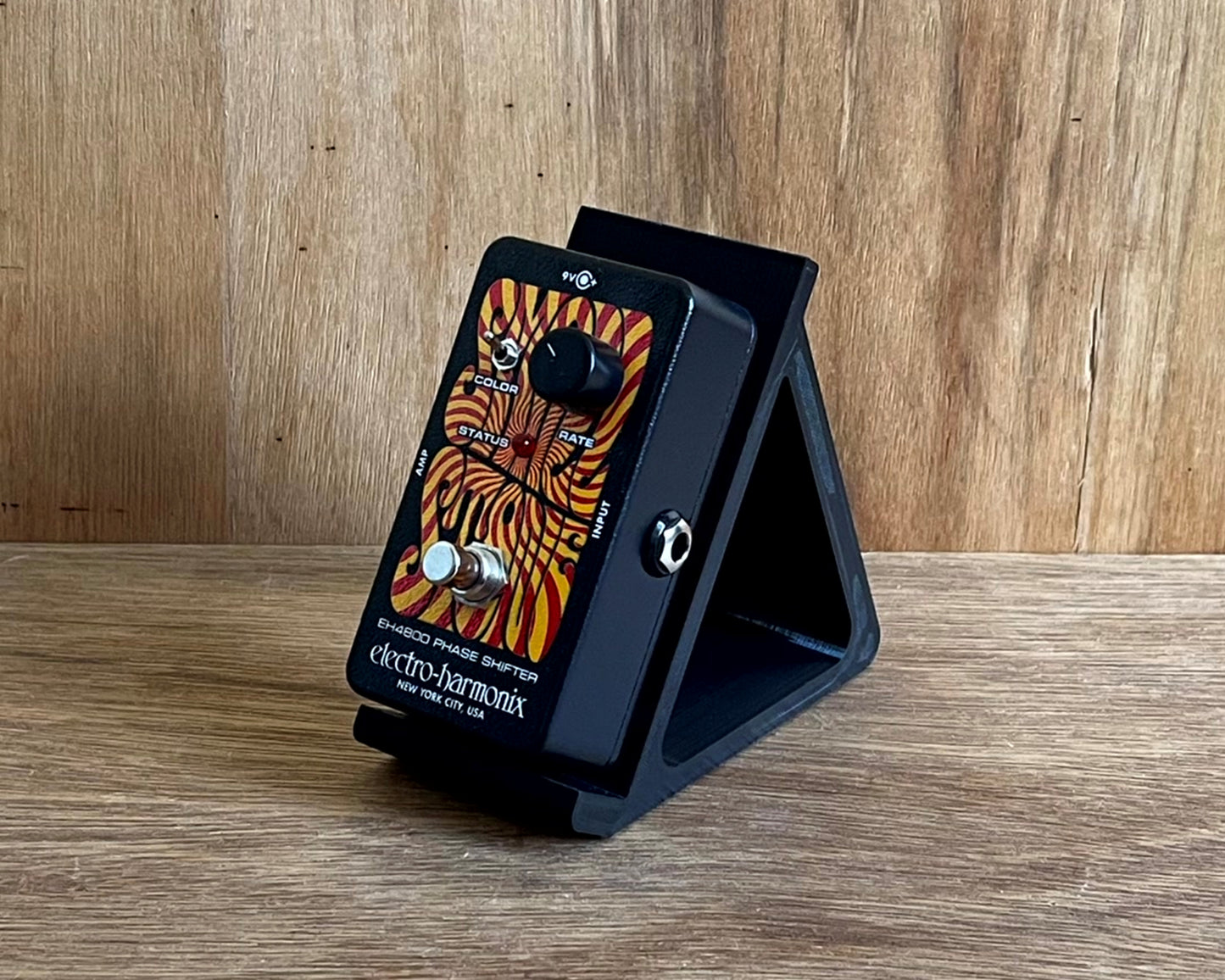 Guitar Pedal Desktop Stand 60 Degrees Angle