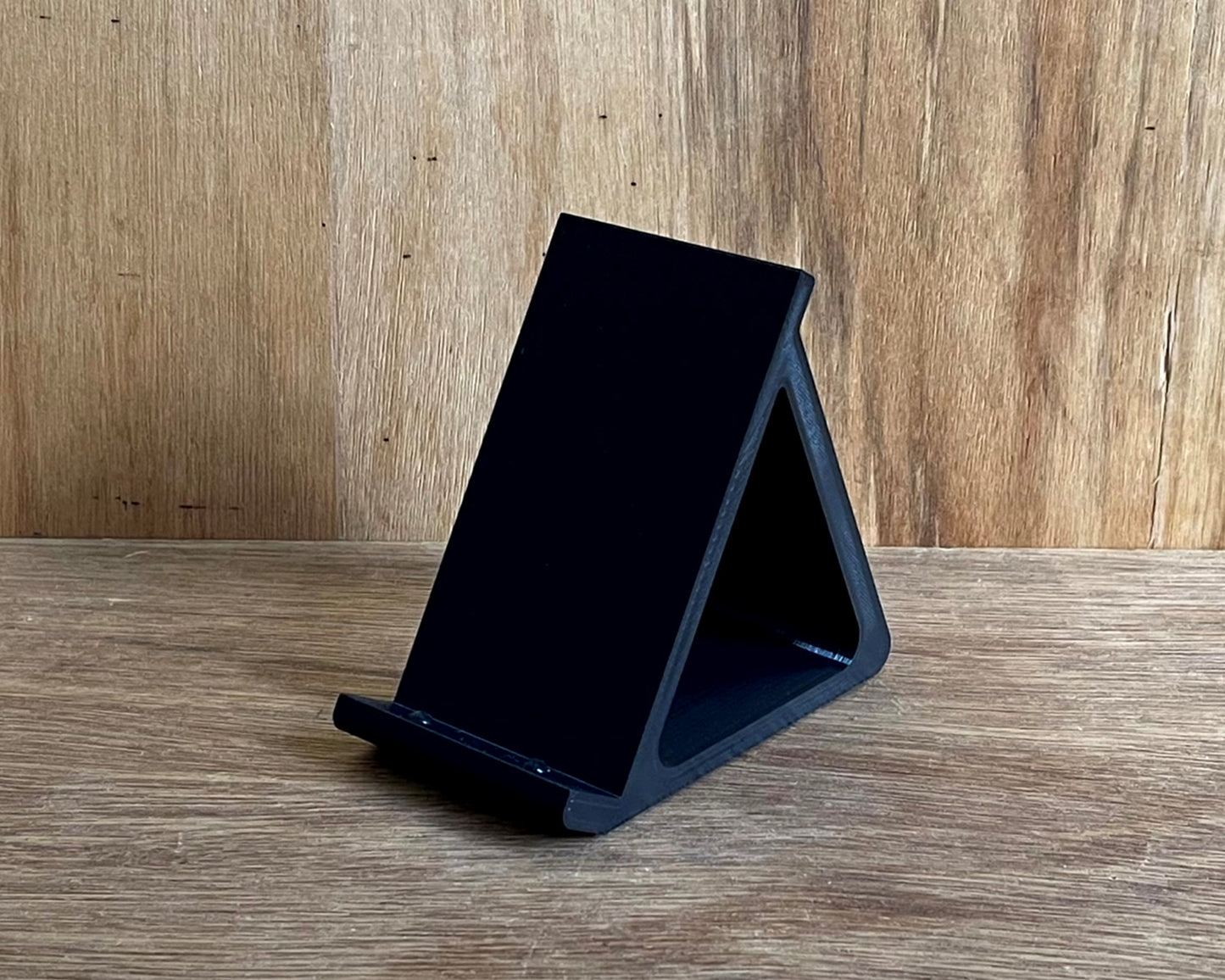 Guitar Pedal Desktop Stand 60 Degrees Angle