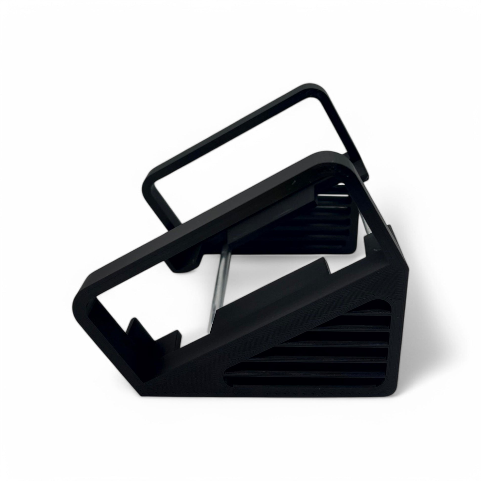3D printed Strymon Strymon Pedal Stand Guitar Pedal 30 Degree stand by Cold Earth Industries, shown side view in black on a white background
