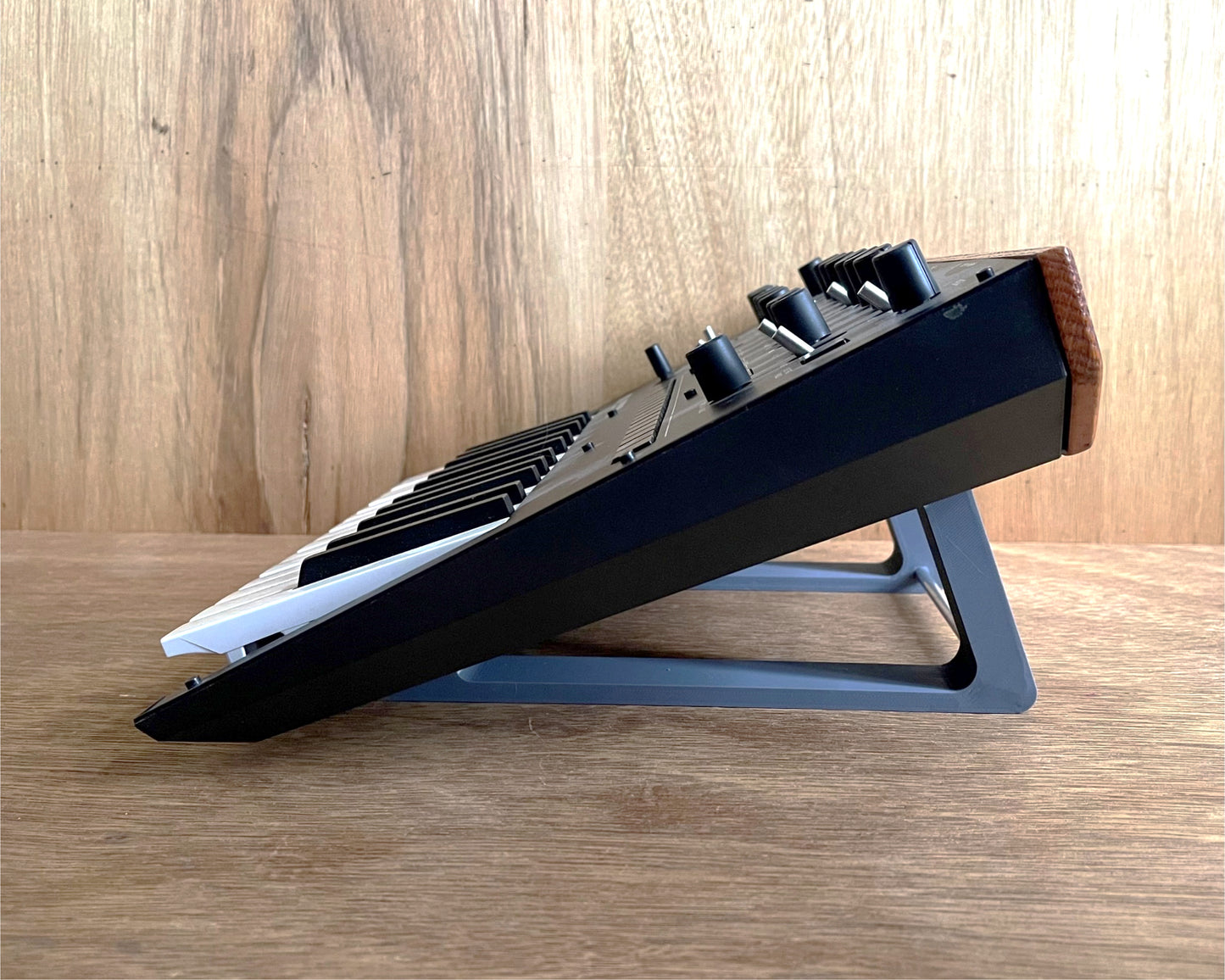 Korg Monologue Synthesizer Stand