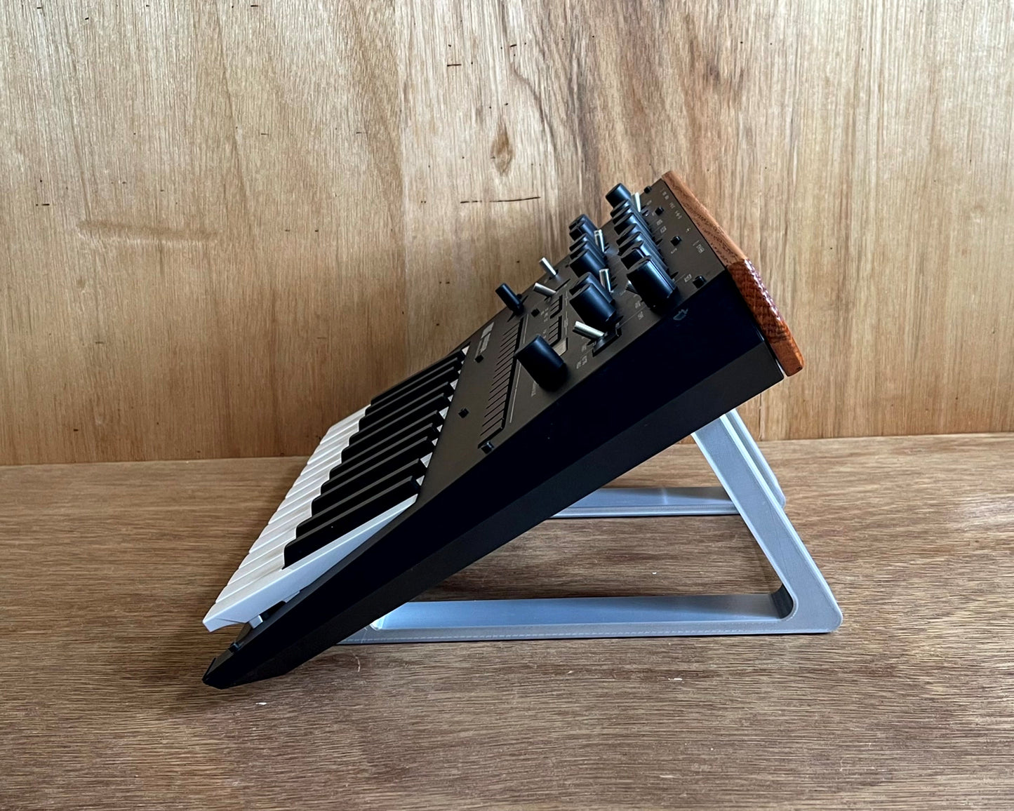 Korg Monologue Synthesizer Stand