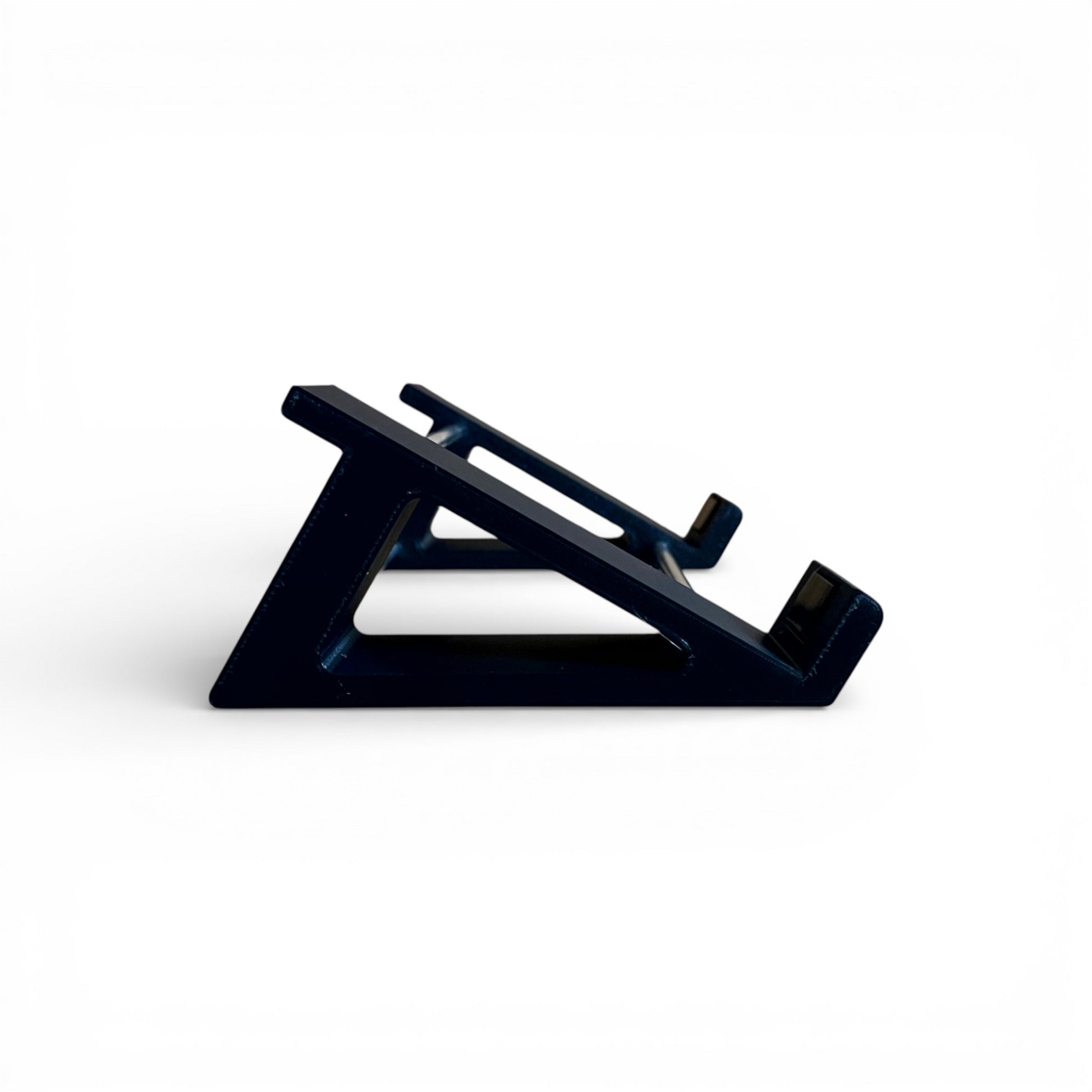 3D printed Neural DSP Quad Cortex Mini Guitar Pedal 30 Degree stand by Cold Earth Industries, shown side view, in black on a white background – custom desktop stands.