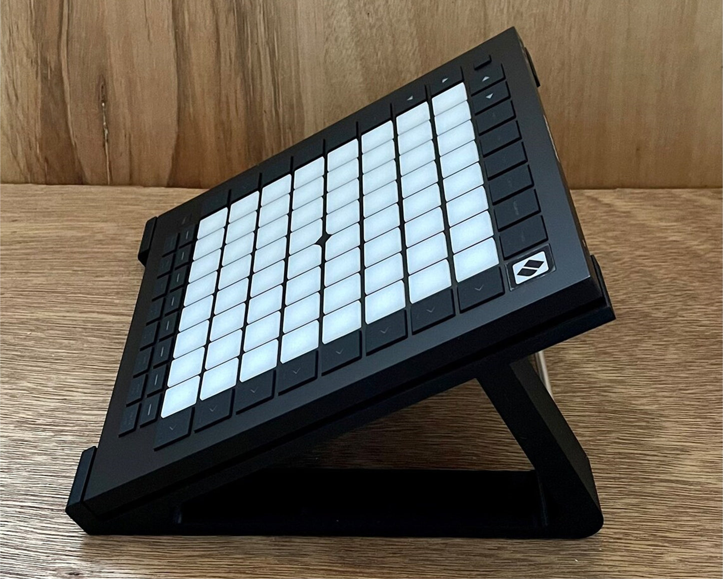 Novation Launchpad Pro MK3 Stand